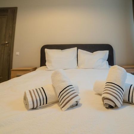 Nuuc Aparthotel Cluj Napoca Bagian luar foto