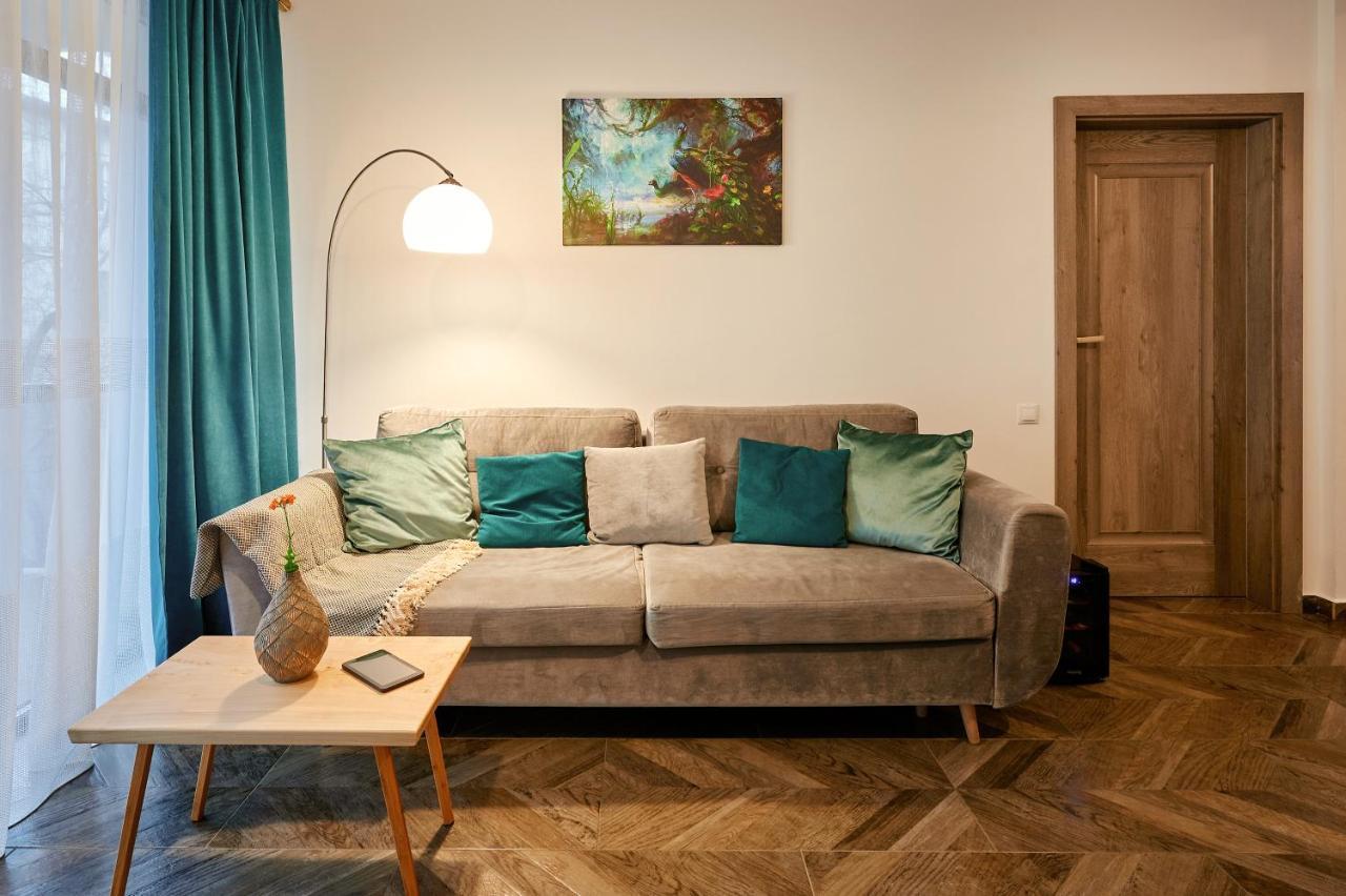 Nuuc Aparthotel Cluj Napoca Bagian luar foto