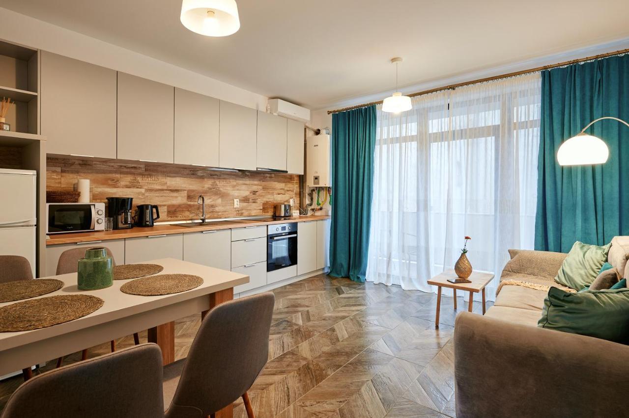 Nuuc Aparthotel Cluj Napoca Bagian luar foto