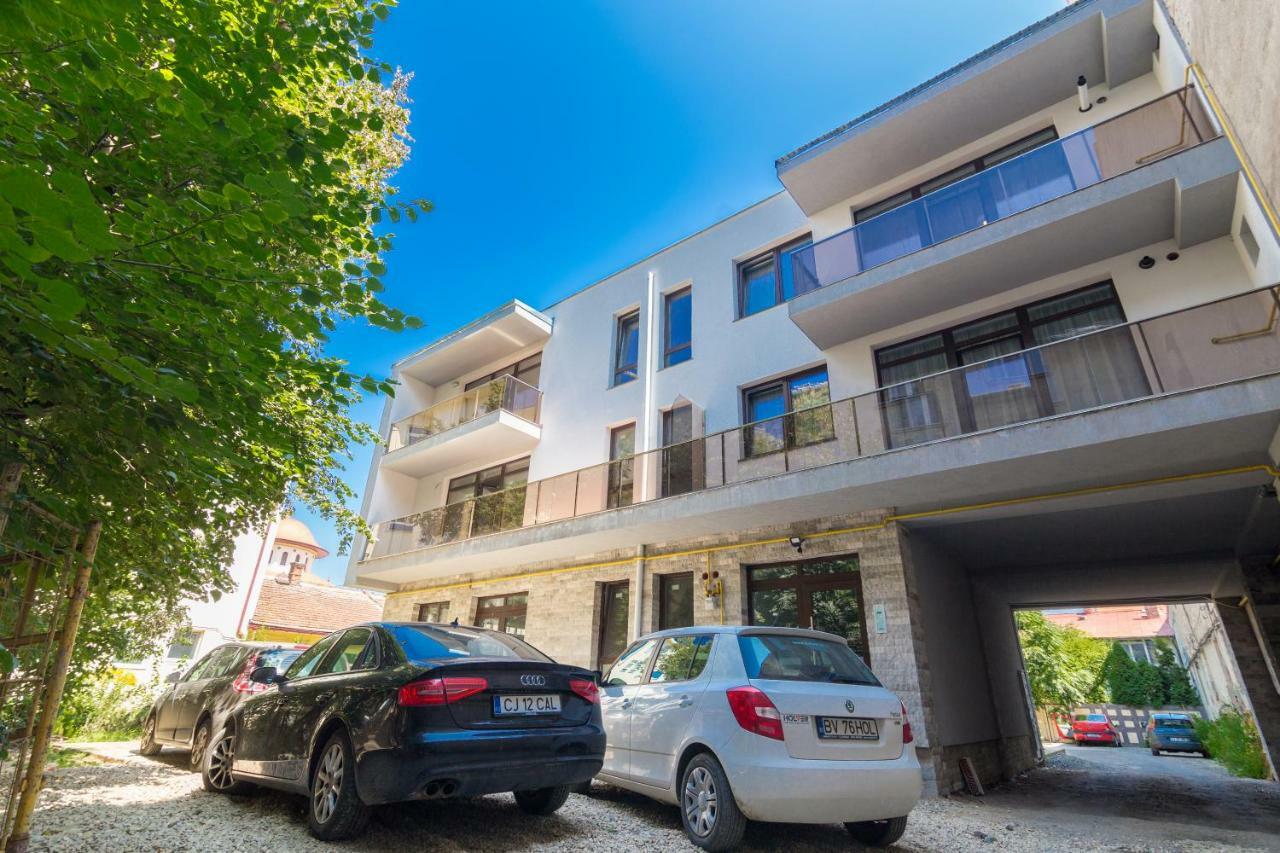 Nuuc Aparthotel Cluj Napoca Bagian luar foto